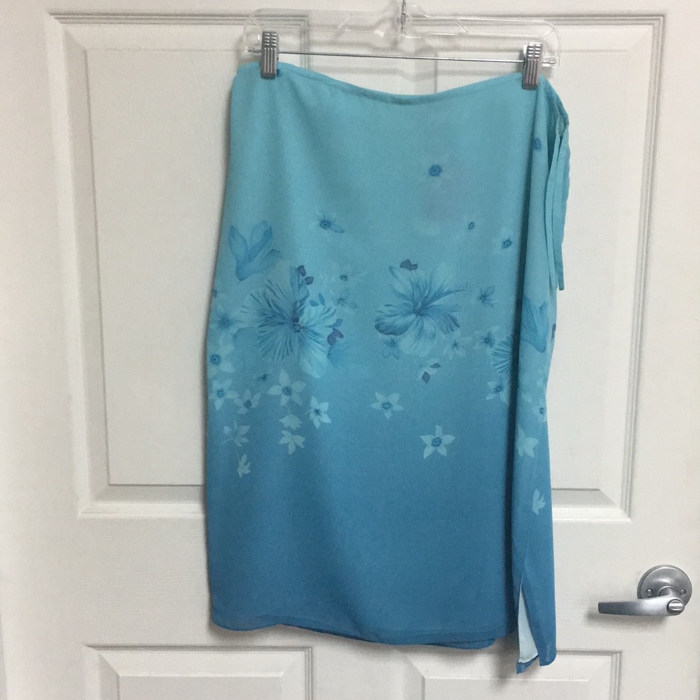 Ann Taylor Loft Size 14 Blue Flower Skirt